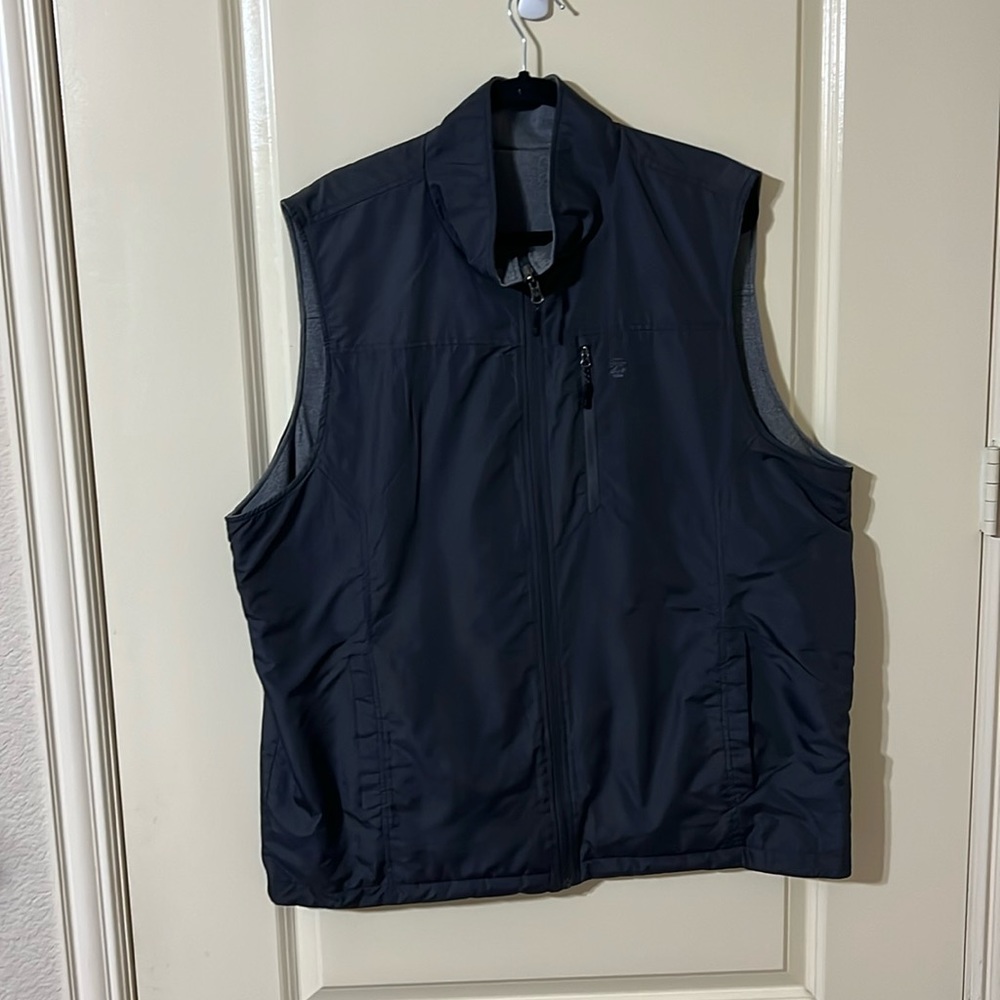 IZOD - 2 in 1 reversible vest - Size XXL